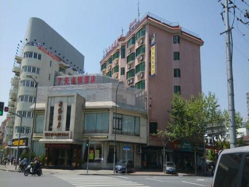 7 Days Inn Shanghai Hongkou Football Stadium Branch ภายนอก รูปภาพ